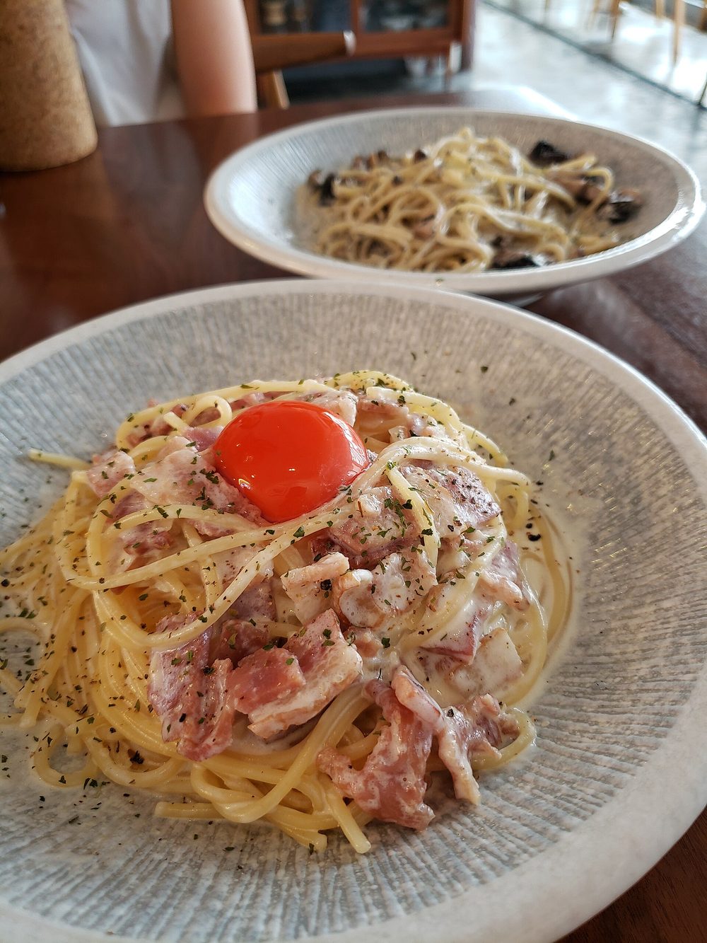 Spaghetti Carbonara with Japanese Raw Egg — pasta photography